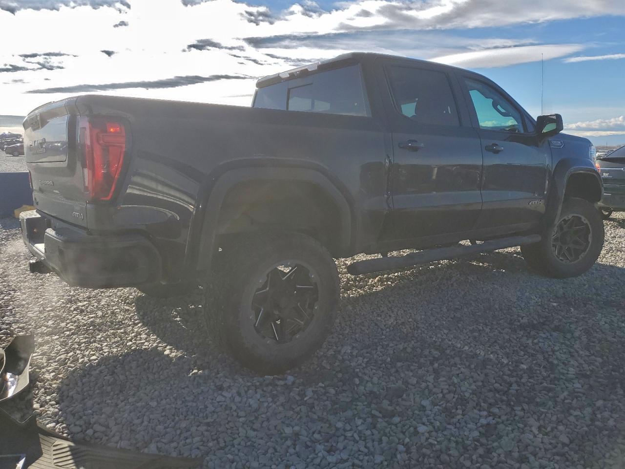 2020 GMC Sierra