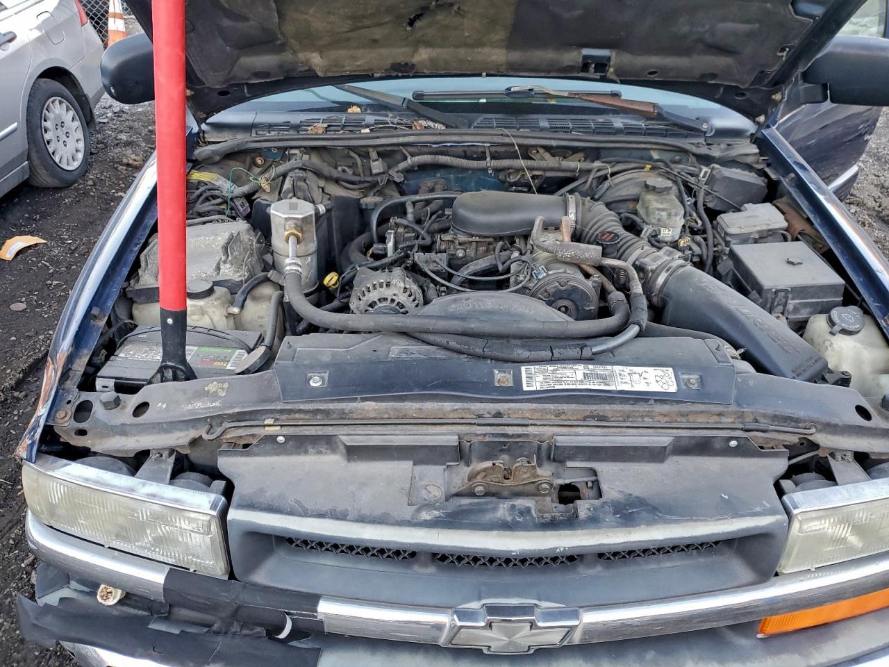 2001 CHEVROLET BLAZER