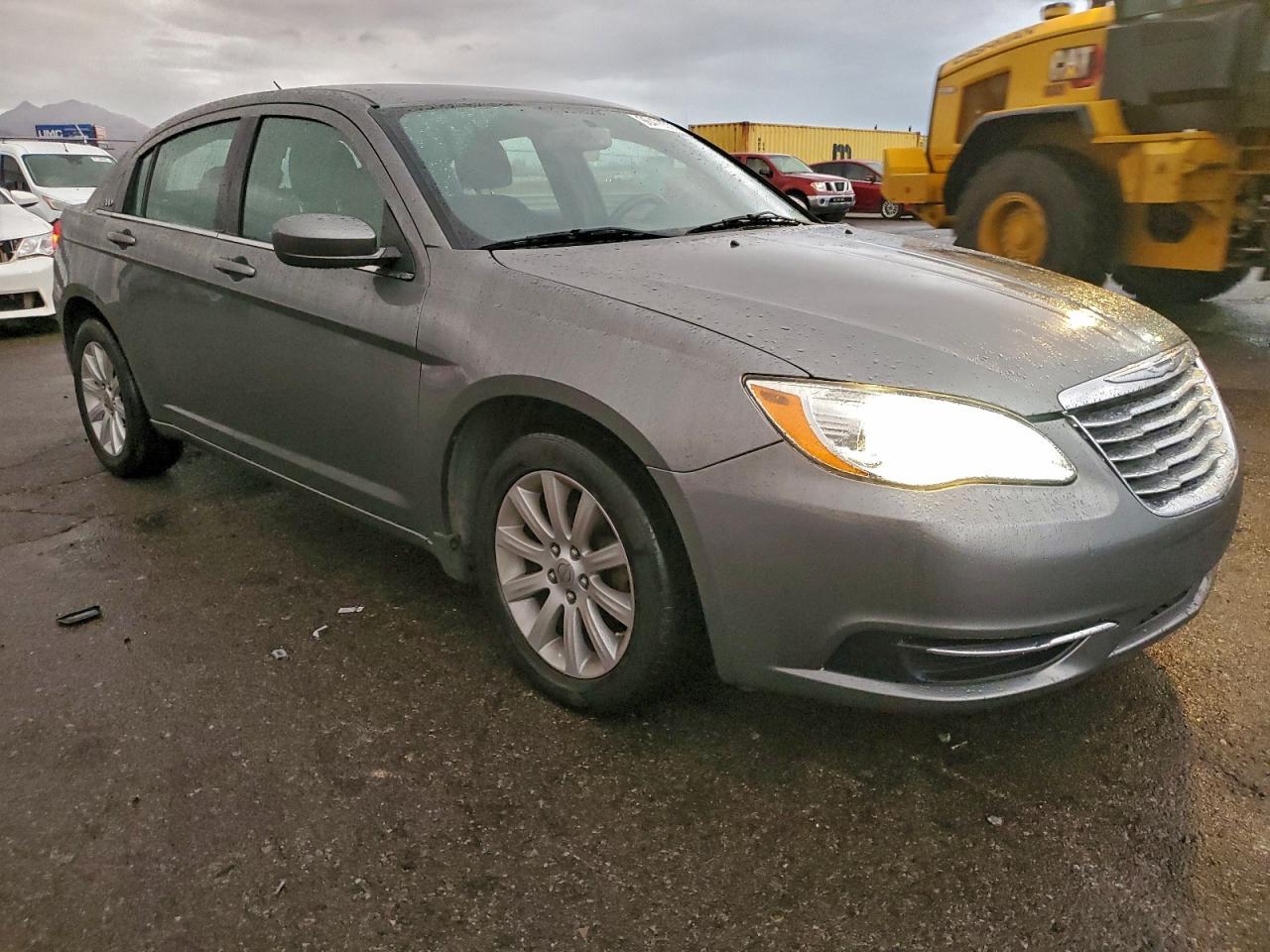 2013 CHRYSLER 200