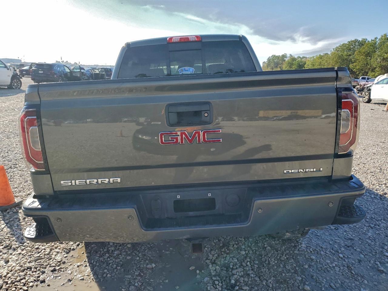 2017 GMC Sierra