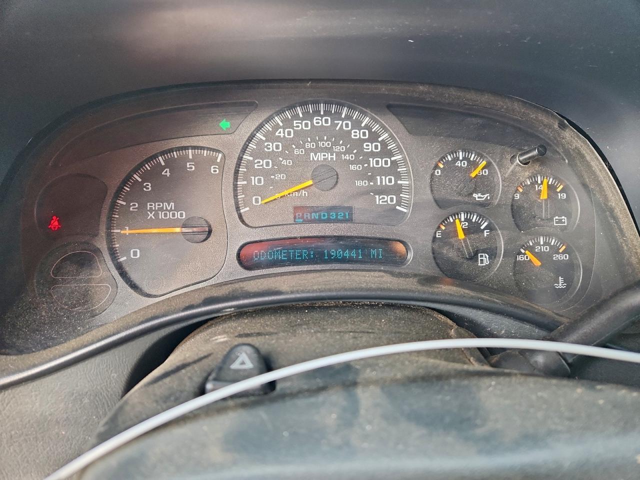 2004 CHEVROLET Tahoe
