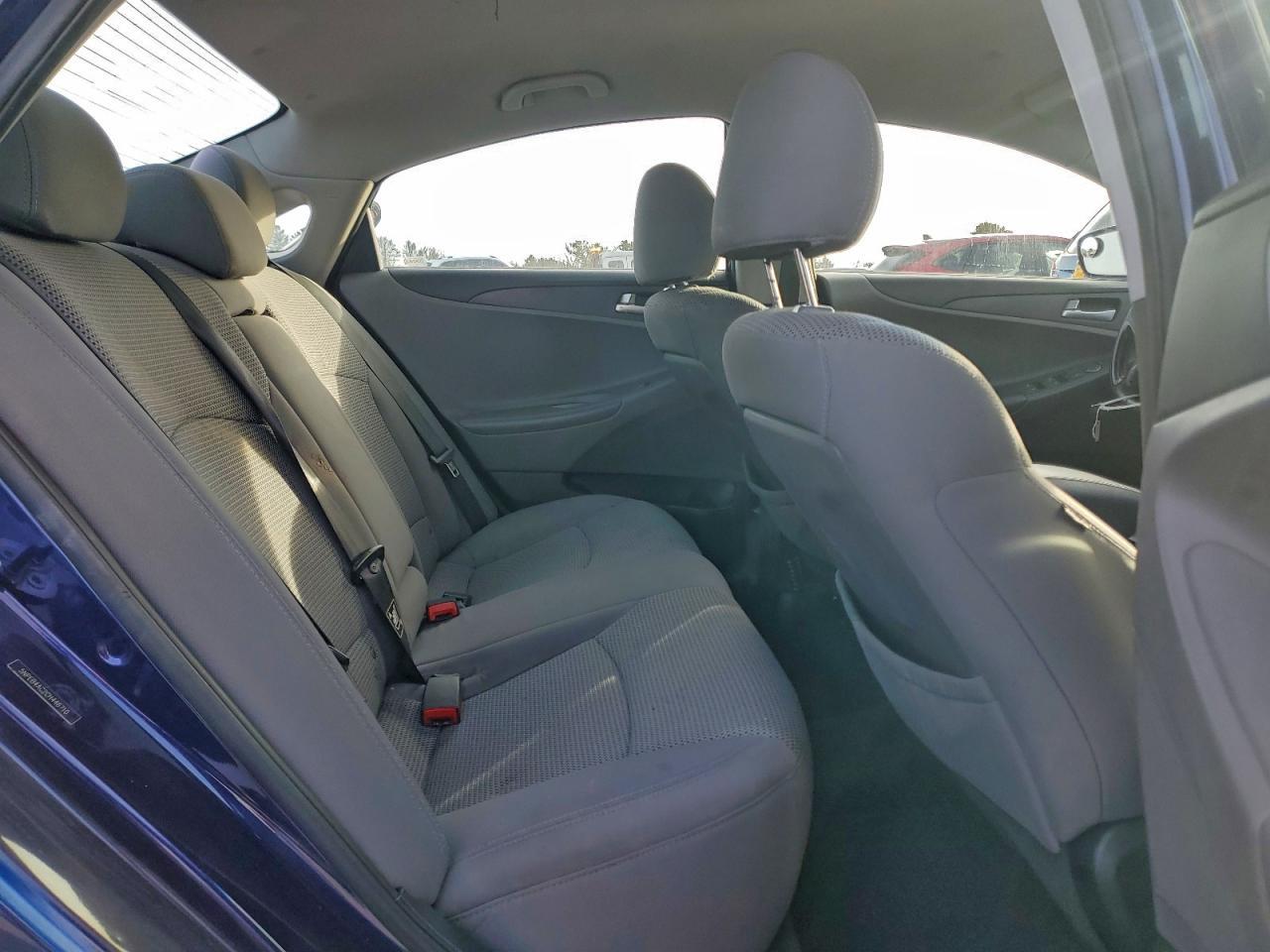 2012 HYUNDAI SONATA