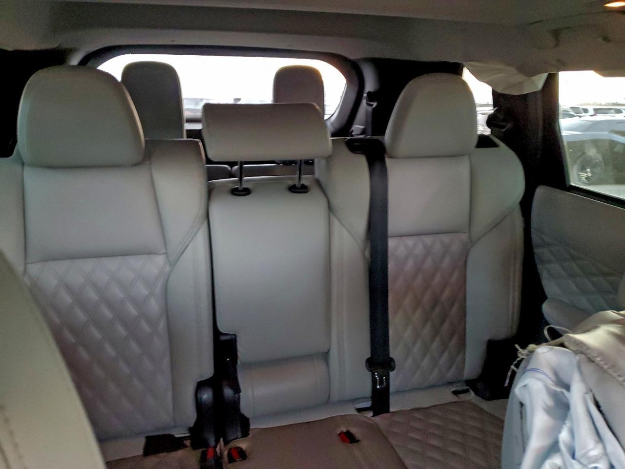 2023 MITSUBISHI outlander