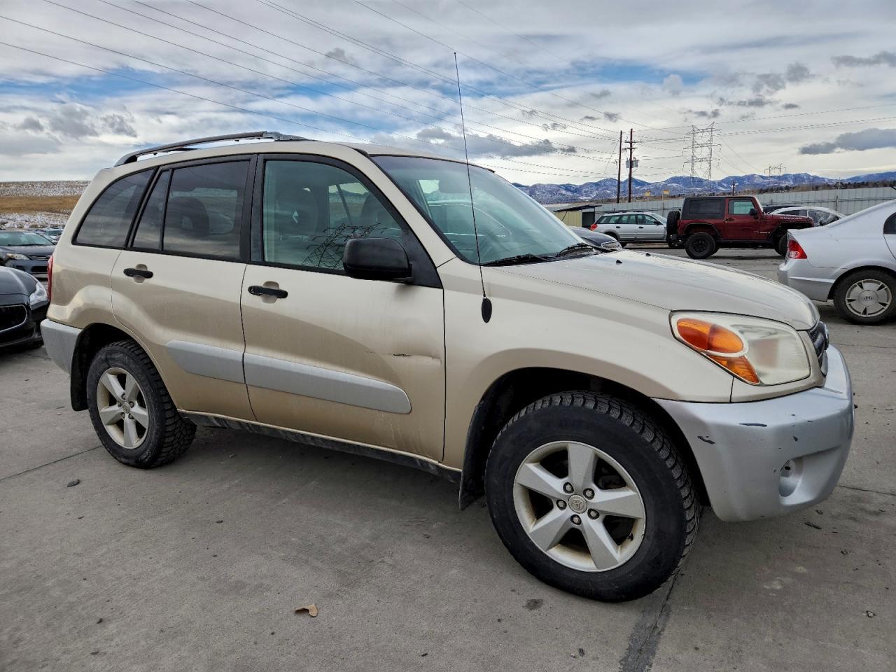 2004 TOYOTA RAV4