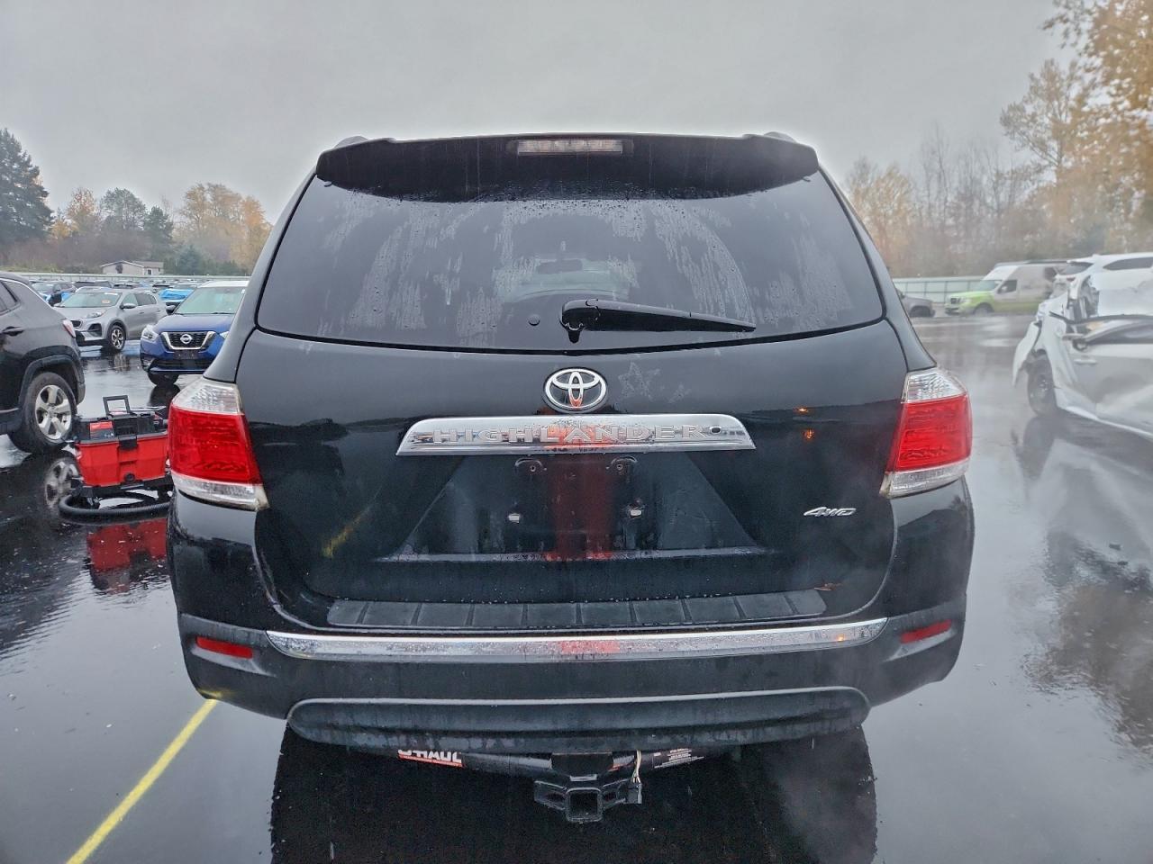 2011 TOYOTA HIGHLANDER