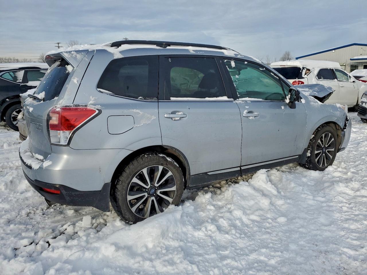 2017 SUBARU FORESTER