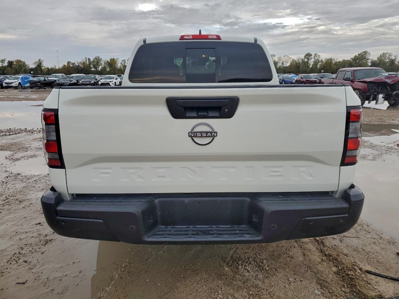 2025 NISSAN Frontier