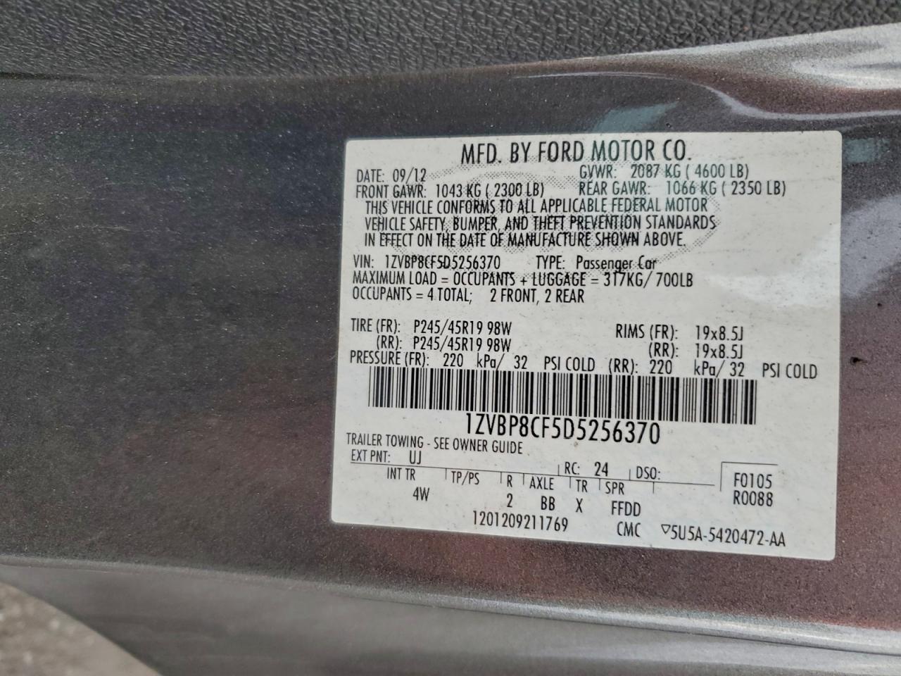 2013 FORD MUSTANG