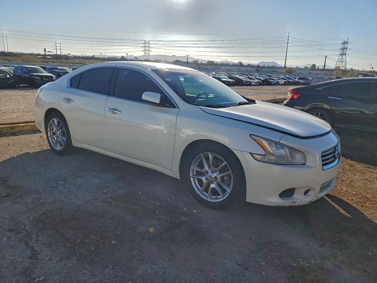 2014 NISSAN Maxima