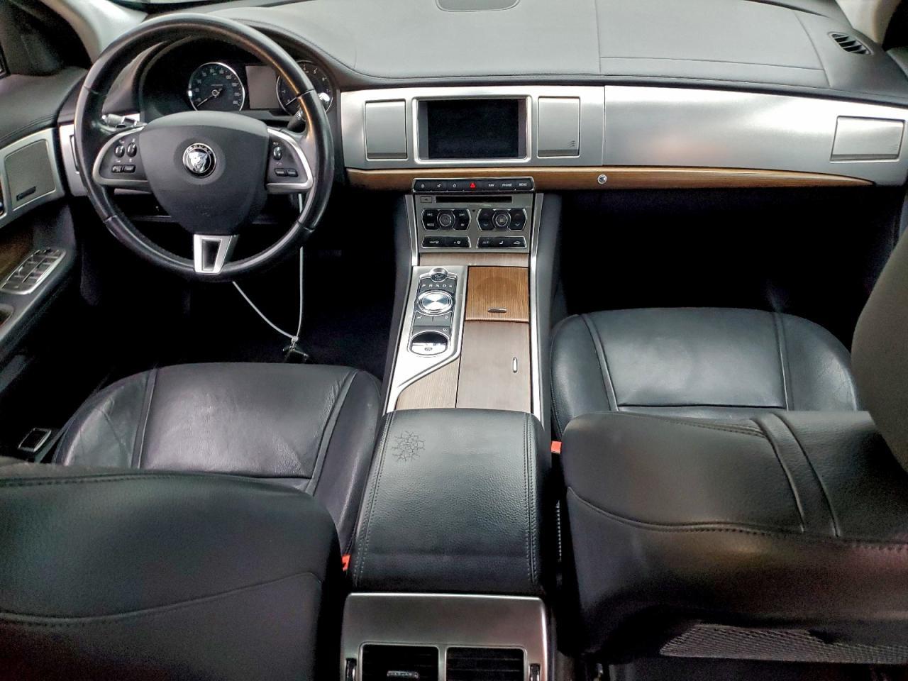 2015 JAGUAR XF