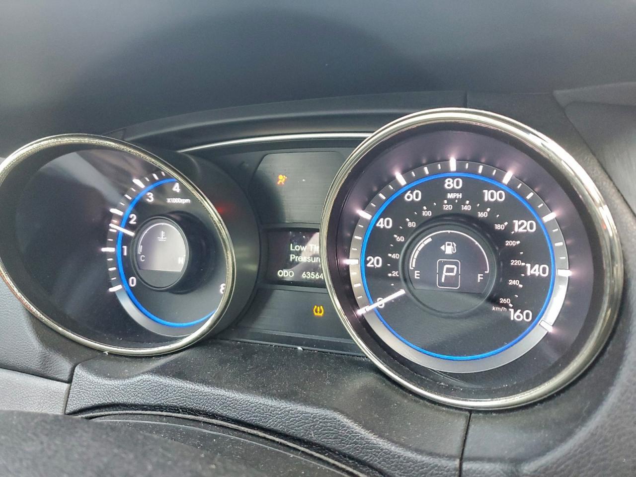 2013 HYUNDAI SONATA