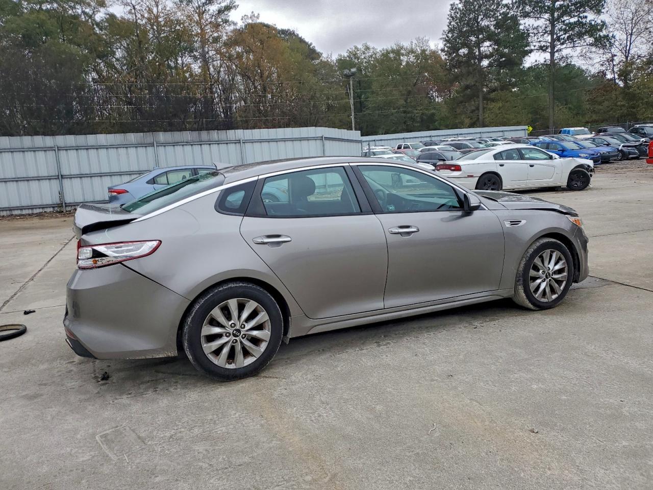 2017 KIA OPTIMA
