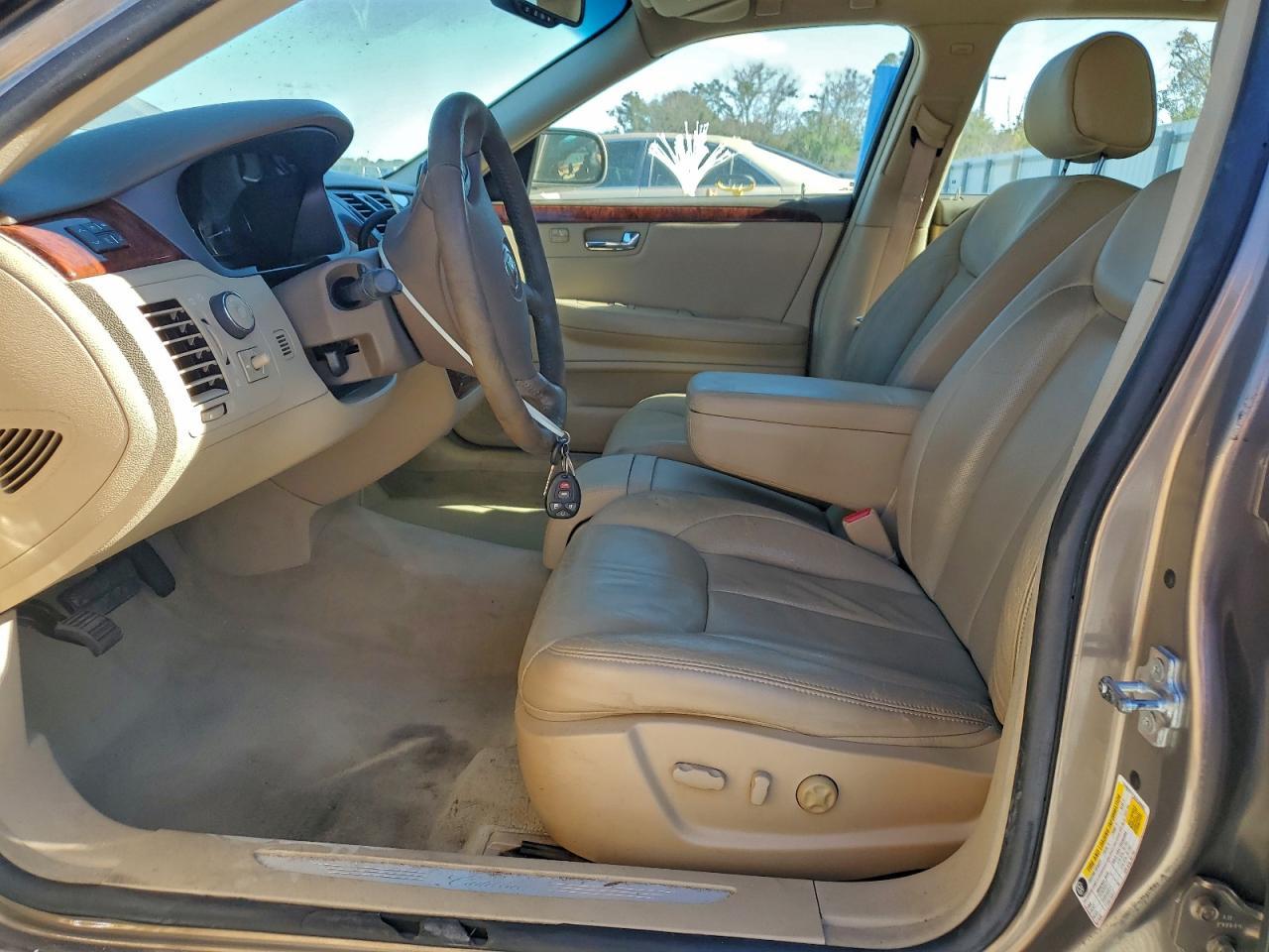 2006 CADILLAC DTS
