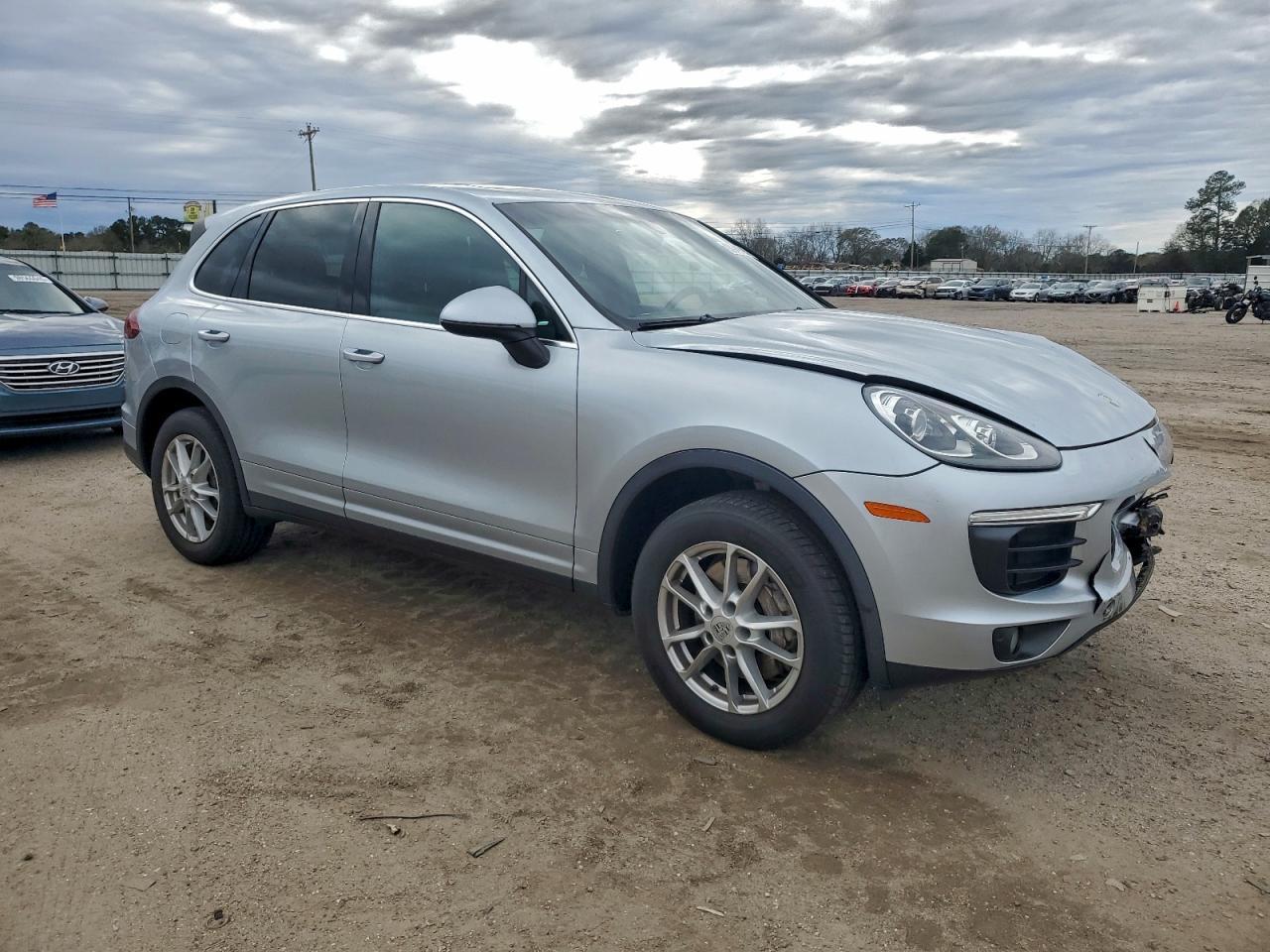2018 PORSCHE CAYENNE