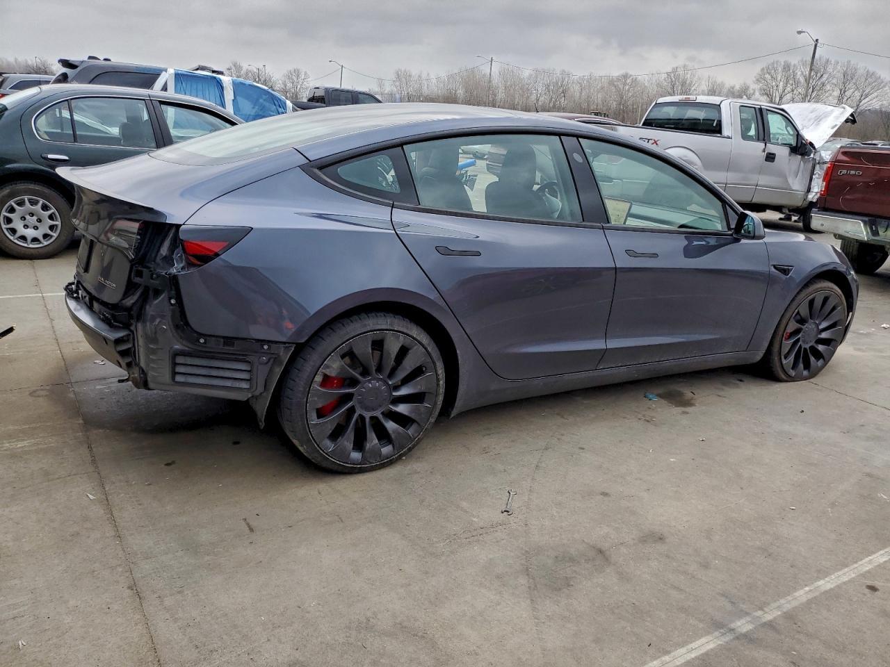 2023 TESLA MODEL 3