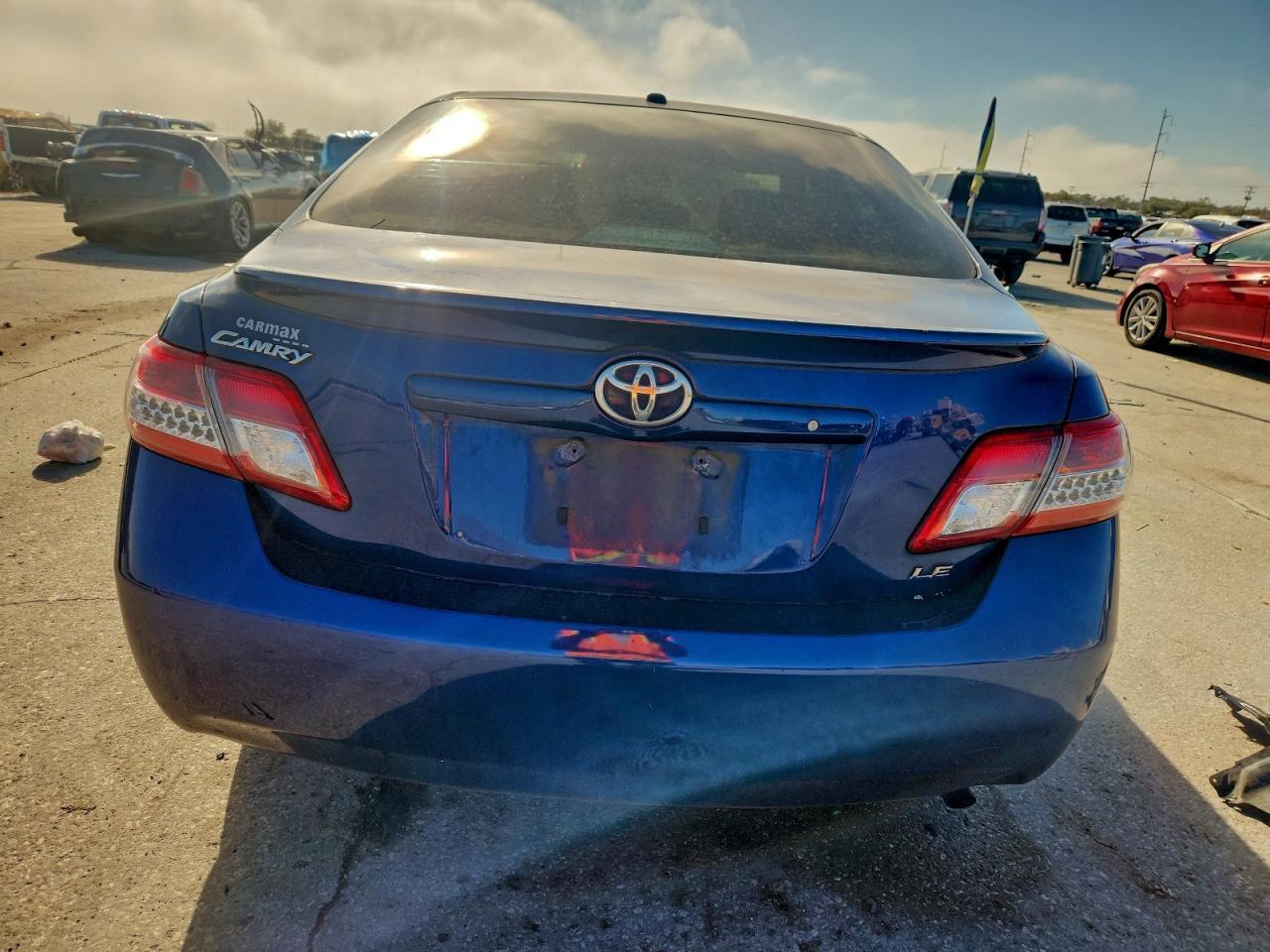 2011 TOYOTA CAMRY