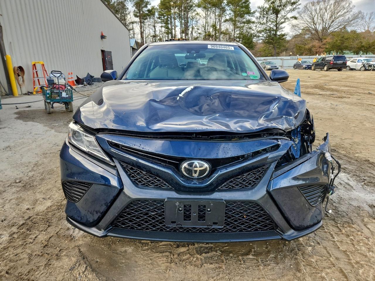 2018 TOYOTA CAMRY