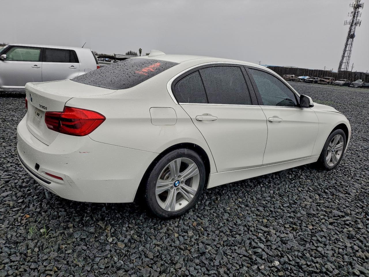 2018 BMW 3 SERIES