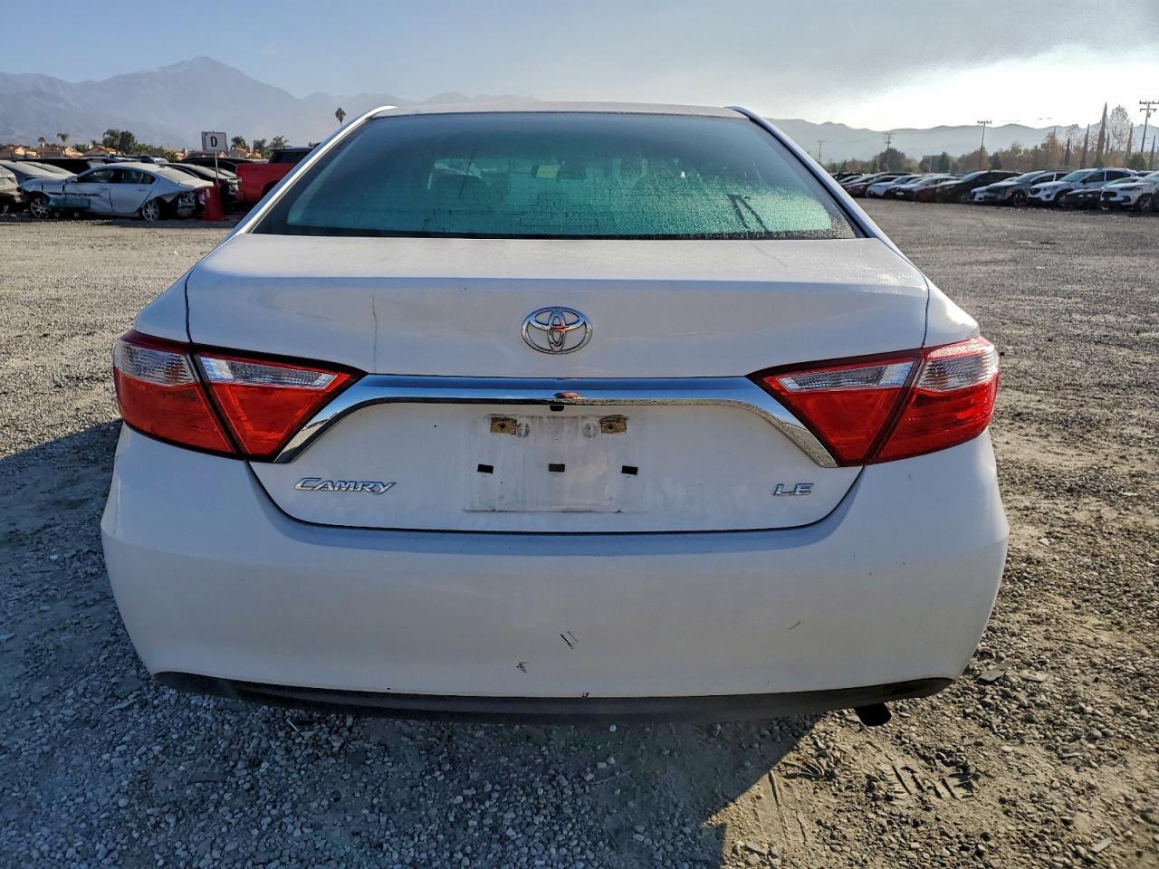 2017 TOYOTA CAMRY