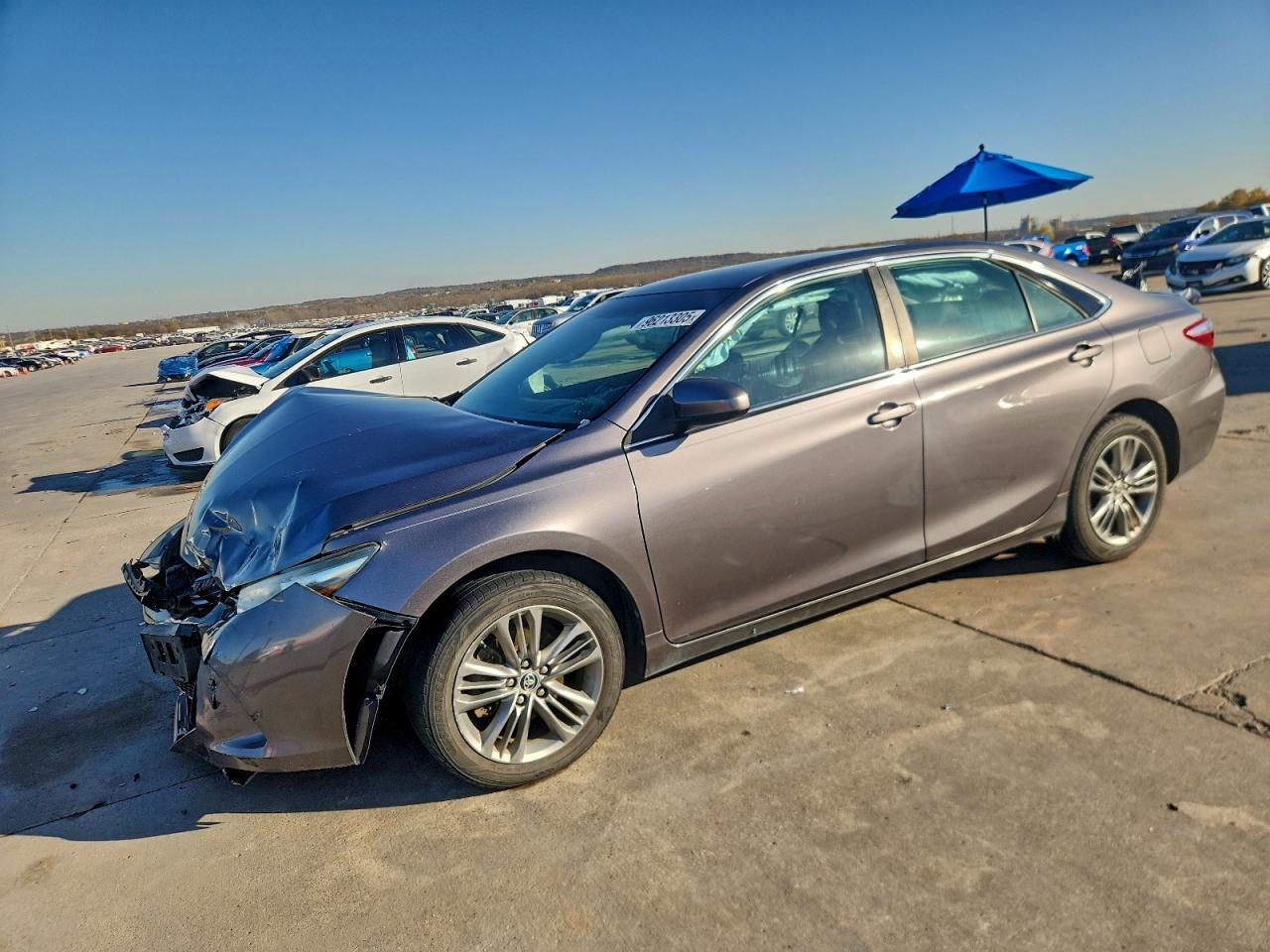 2016 TOYOTA CAMRY