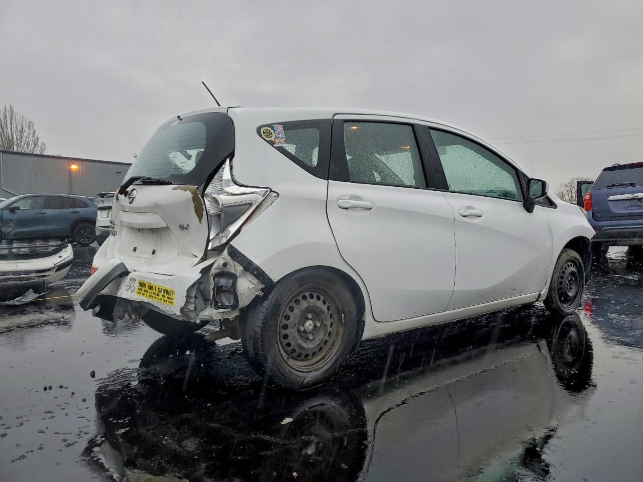 2017 NISSAN Versa Note