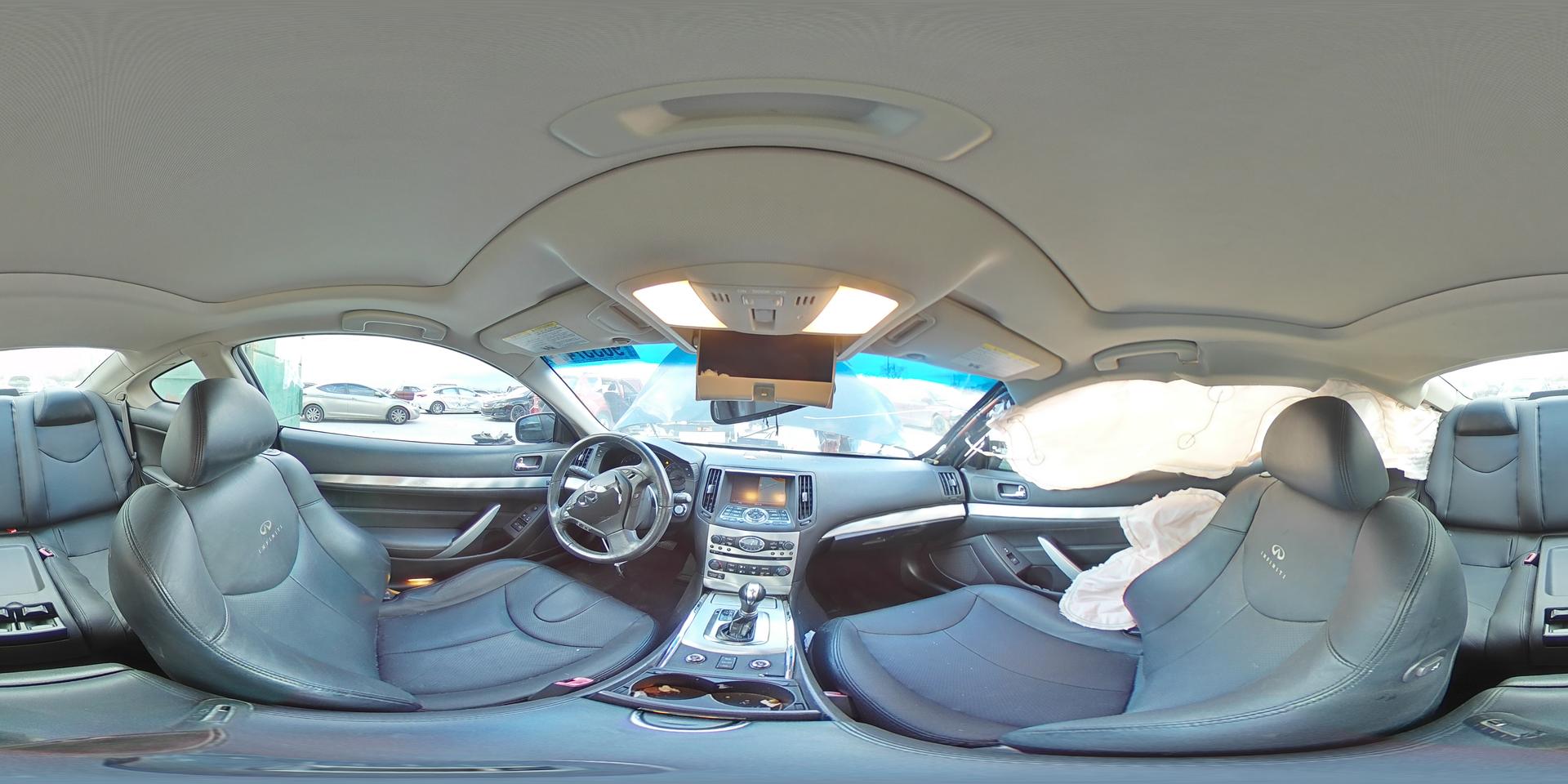 2013 INFINITI G37