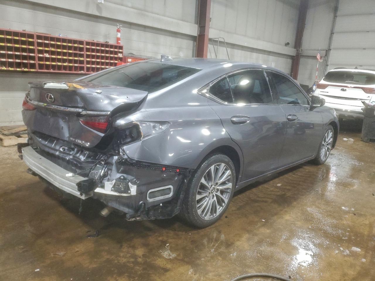 2021 LEXUS ES 250