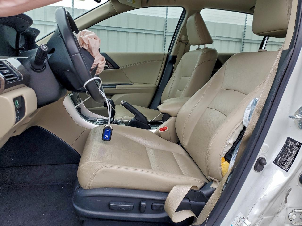 2017 HONDA ACCORD