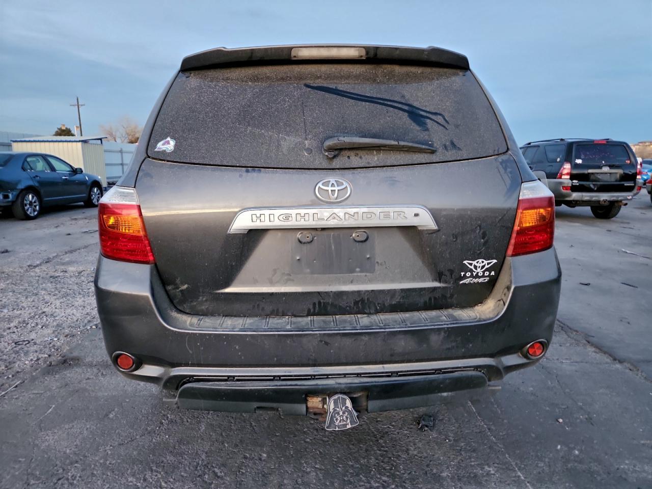 2010 TOYOTA HIGHLANDER