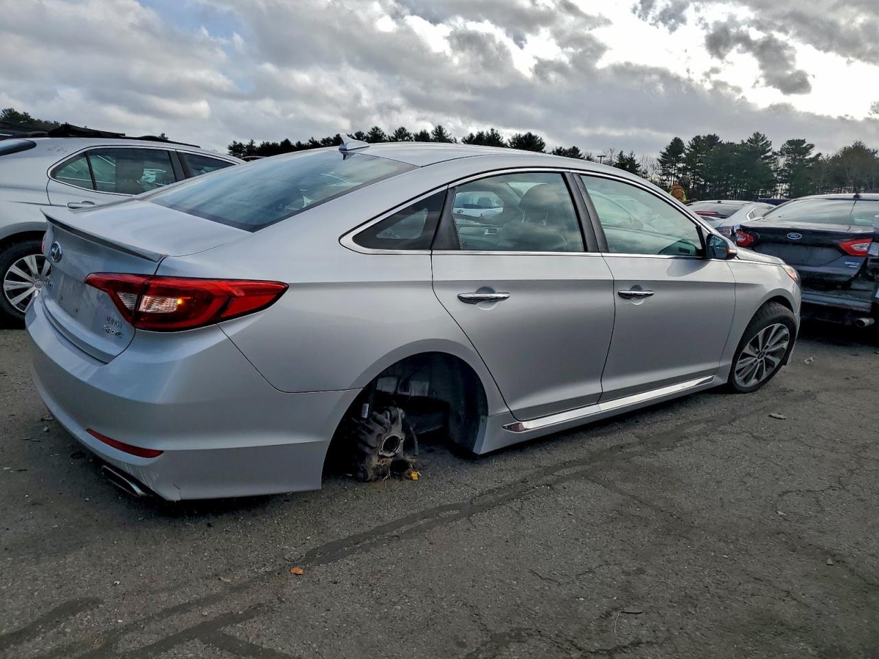 2015 HYUNDAI SONATA