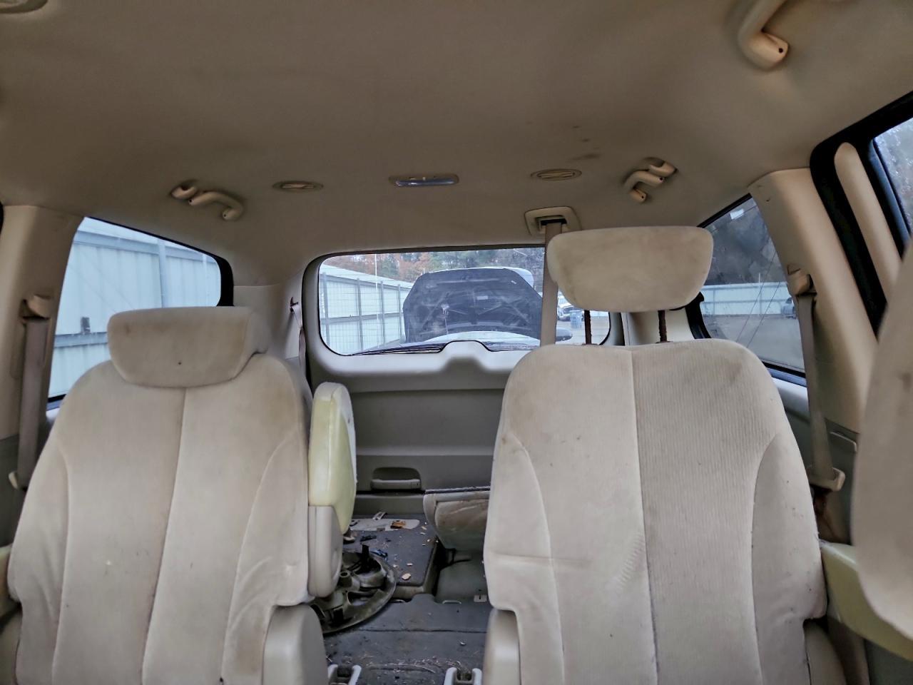 2008 KIA SEDONA