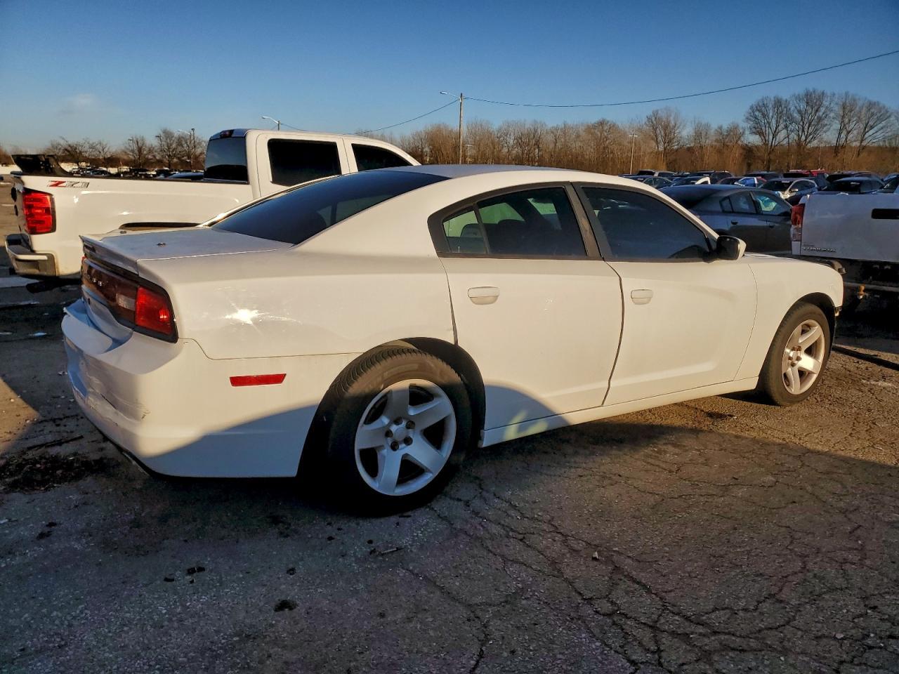2013 DODGE CHARGER