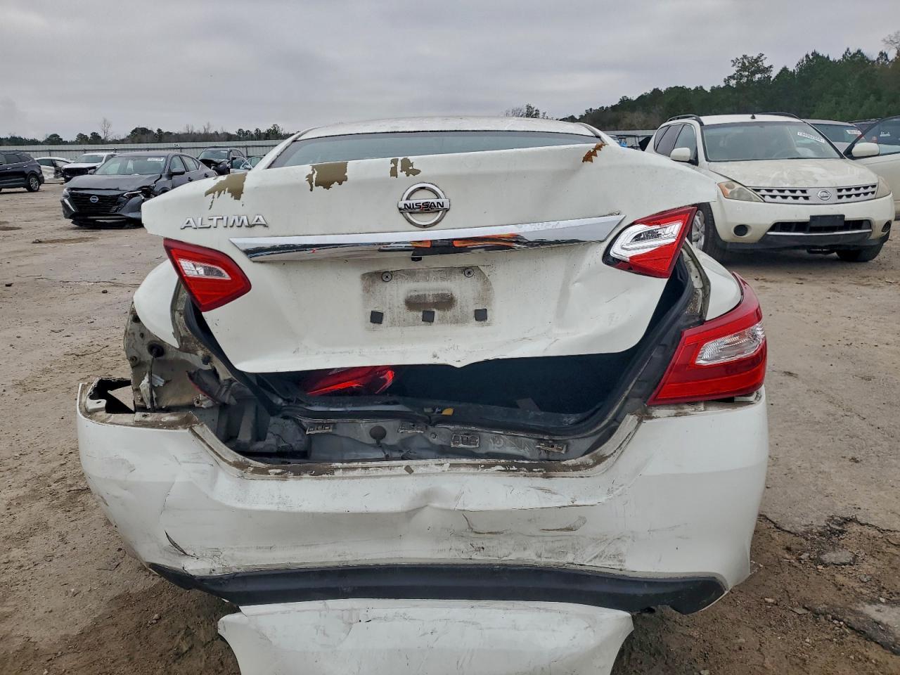 2017 NISSAN ALTIMA