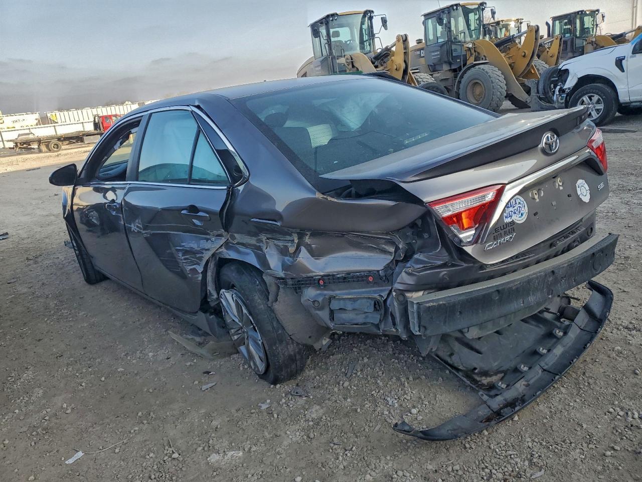 2017 TOYOTA CAMRY