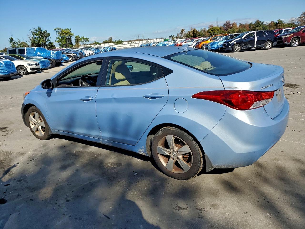 2012 HYUNDAI ELANTRA