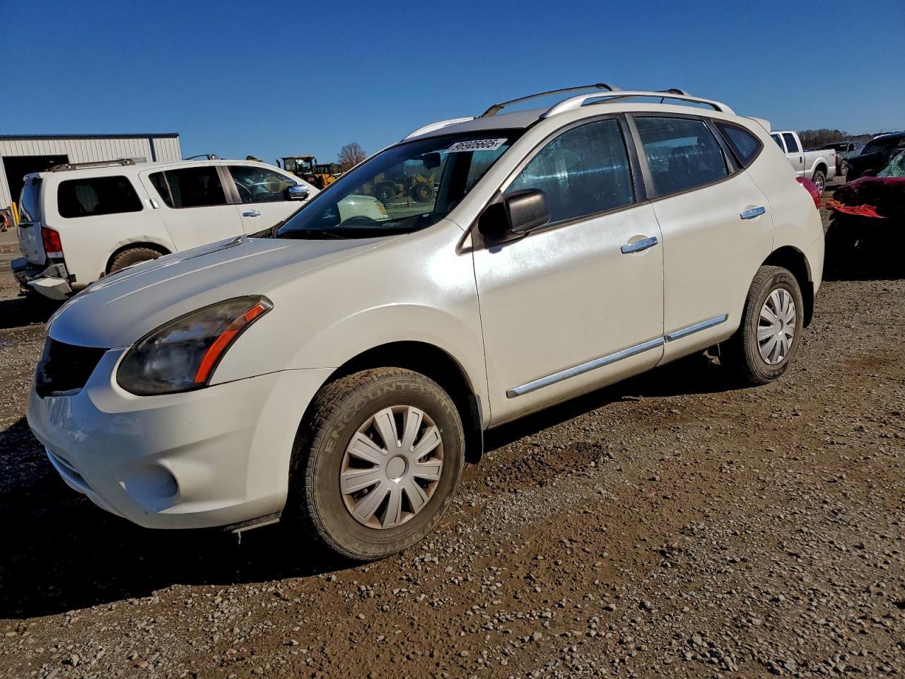 2015 NISSAN ROGUE