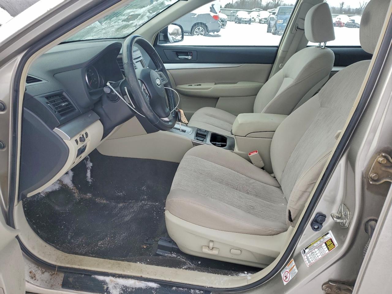 2014 SUBARU Legacy