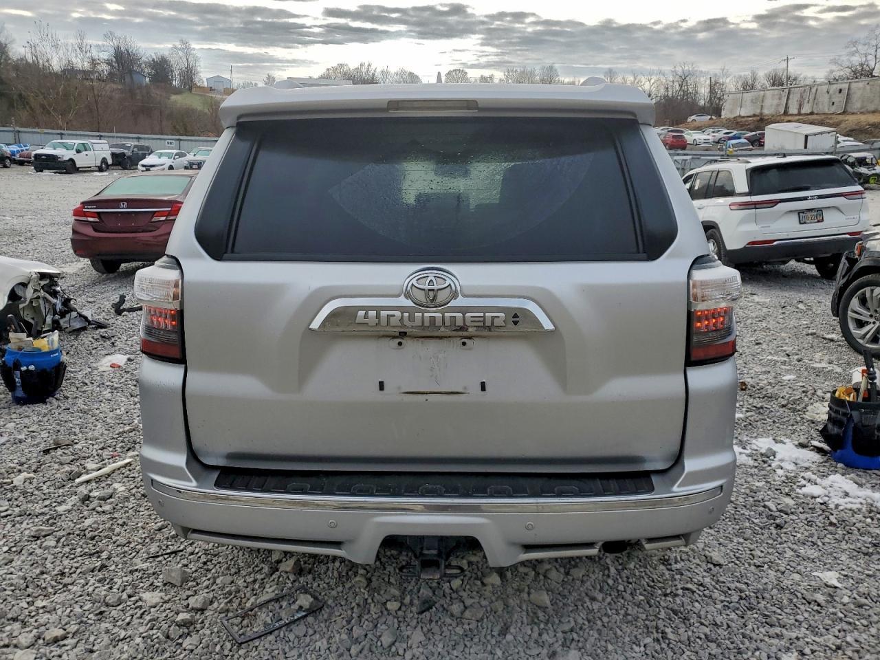 2017 TOYOTA 4Runner