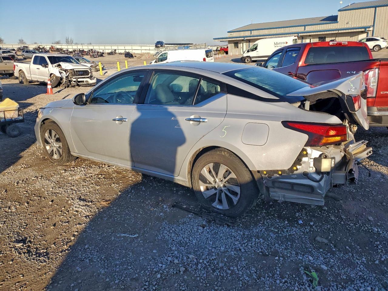 2021 NISSAN ALTIMA