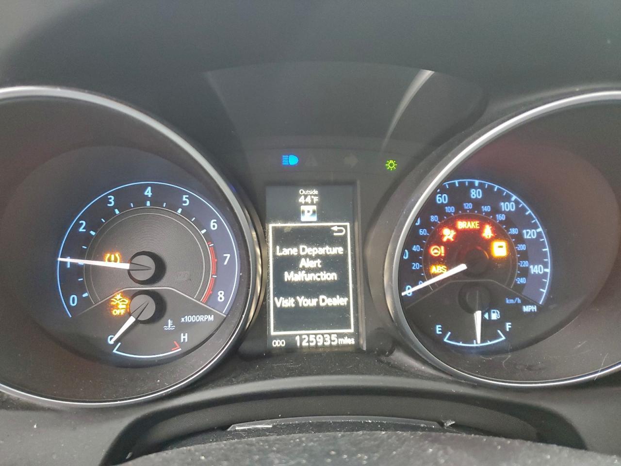 2017 TOYOTA COROLLA