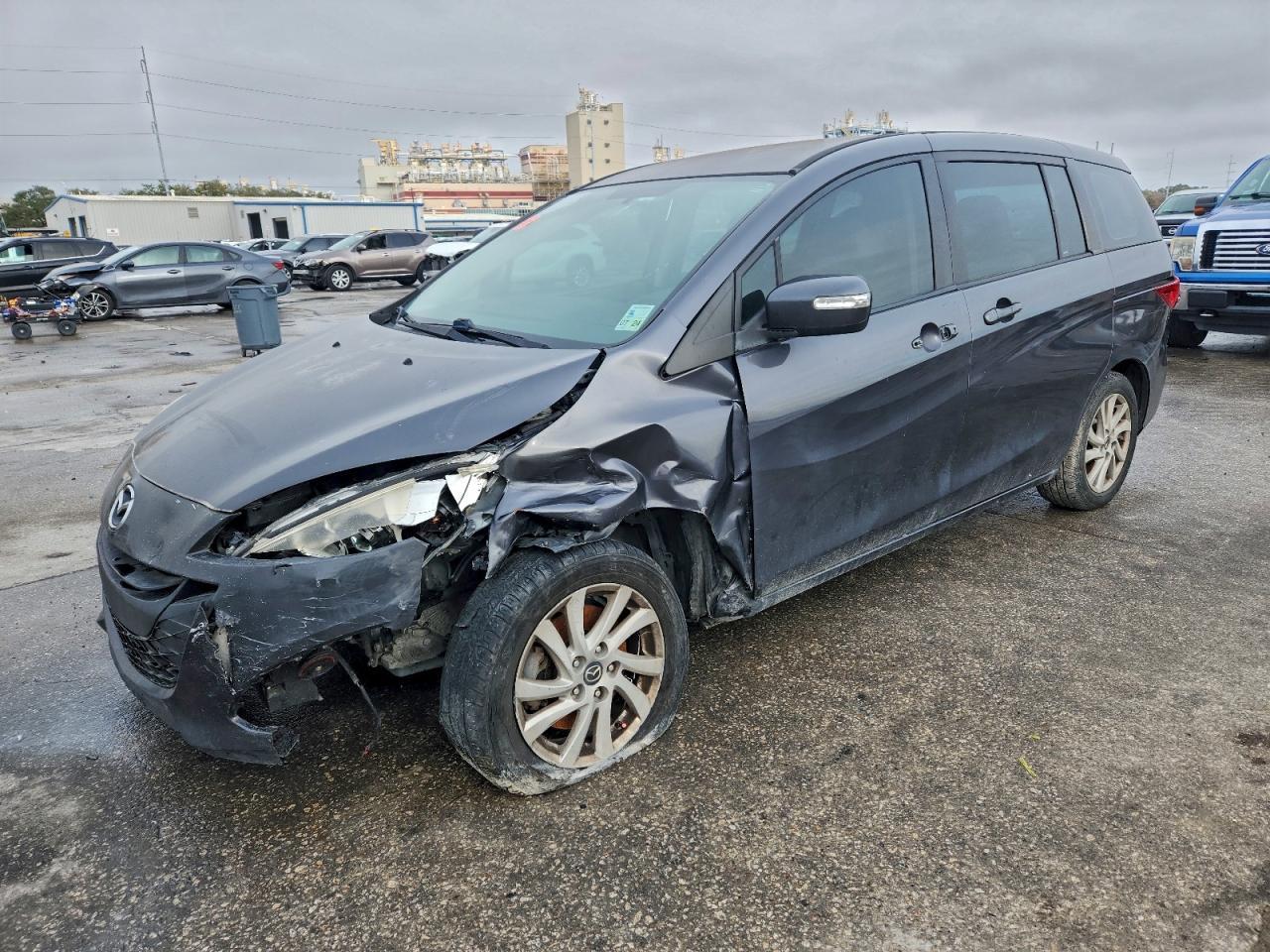 2013 MAZDA 5