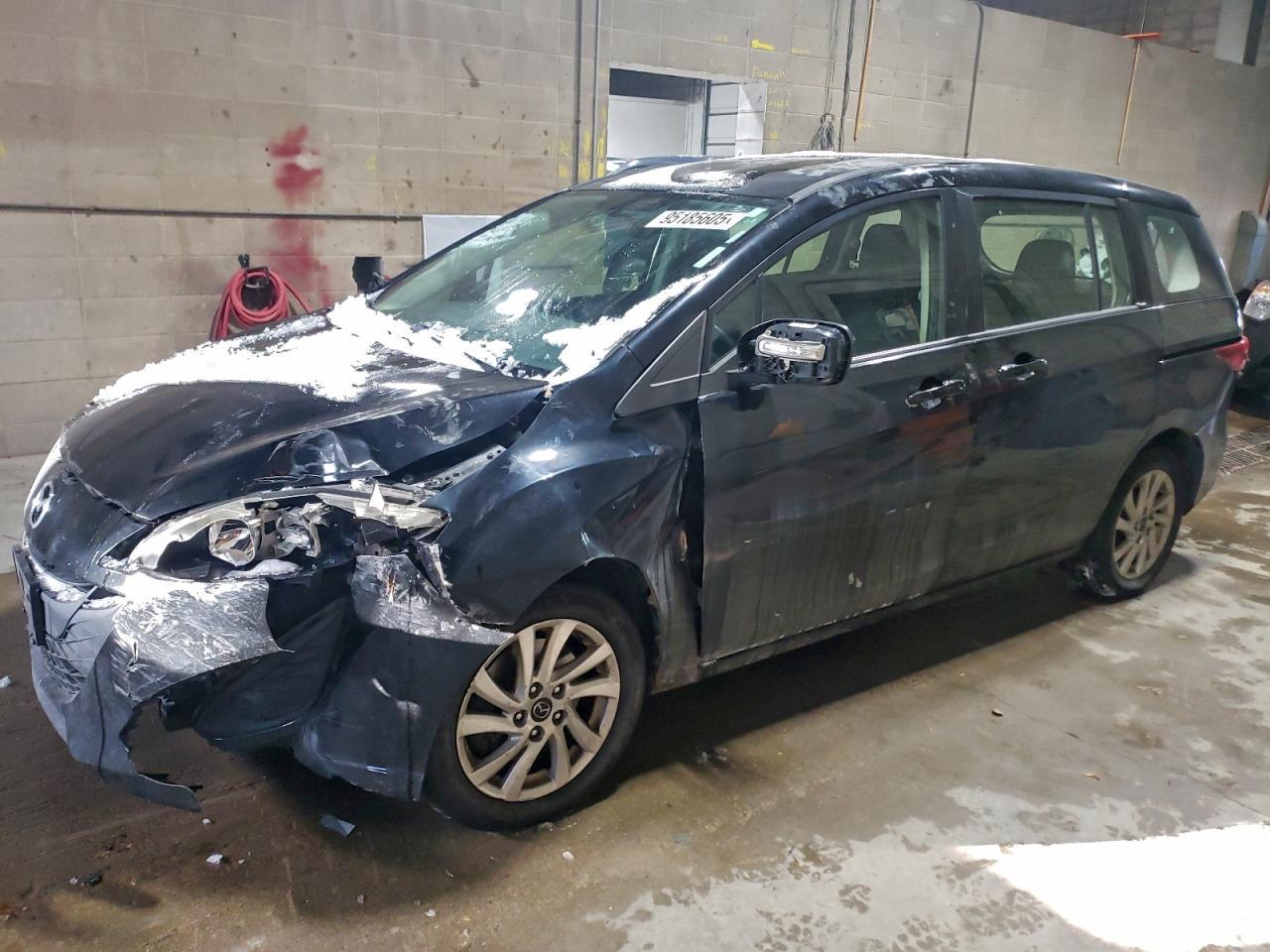 2015 MAZDA 5