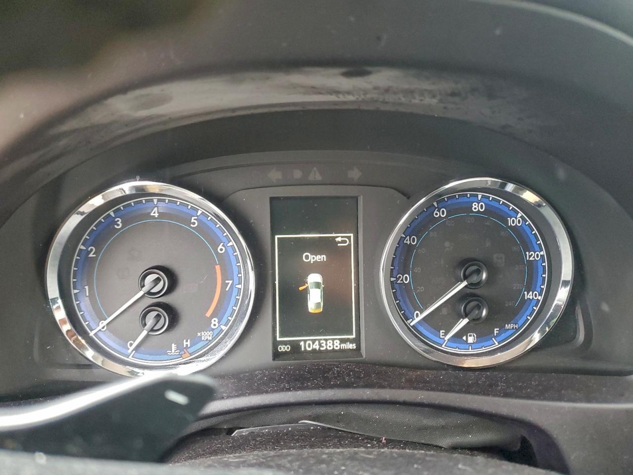 2017 TOYOTA COROLLA