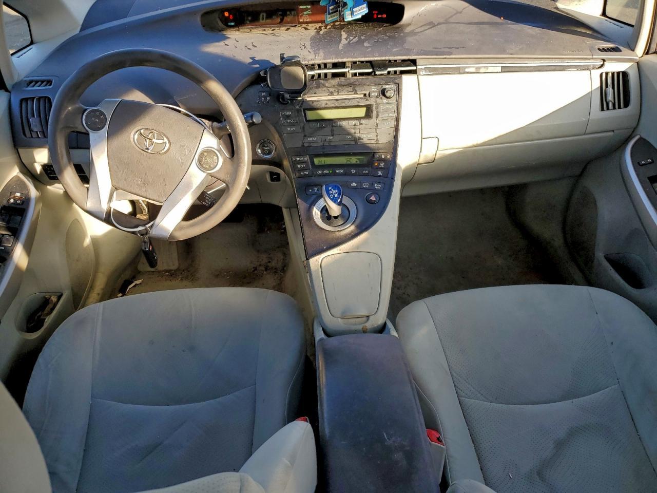 2010 TOYOTA PRIUS