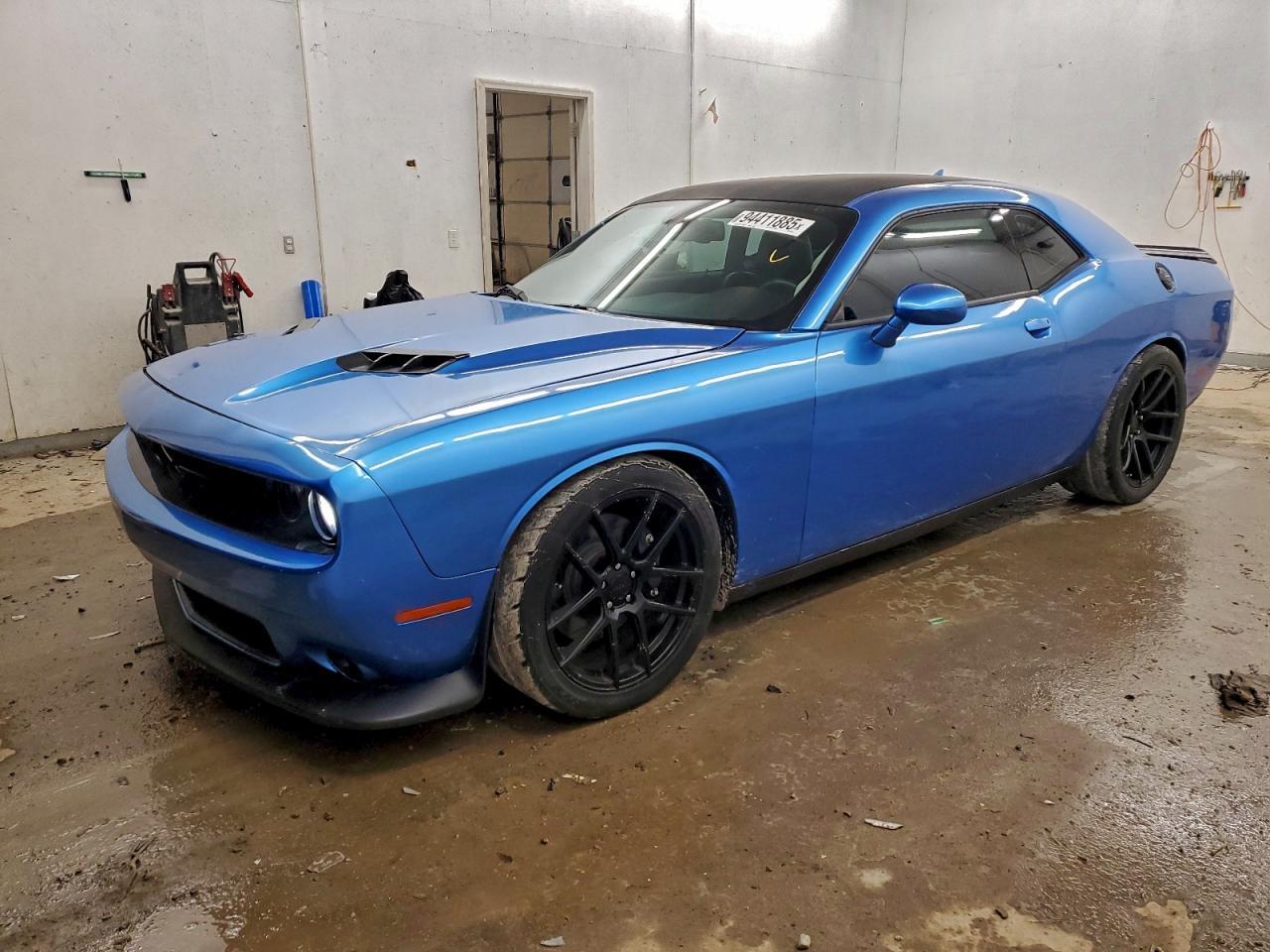 2015 DODGE Challenger