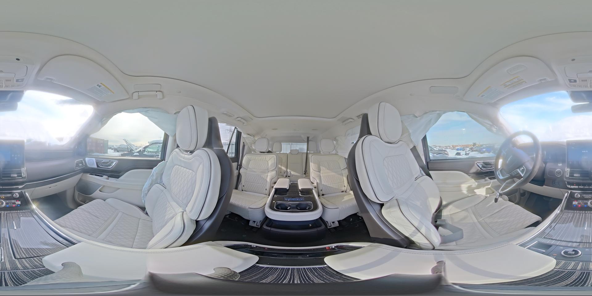 2024 LINCOLN Navigator
