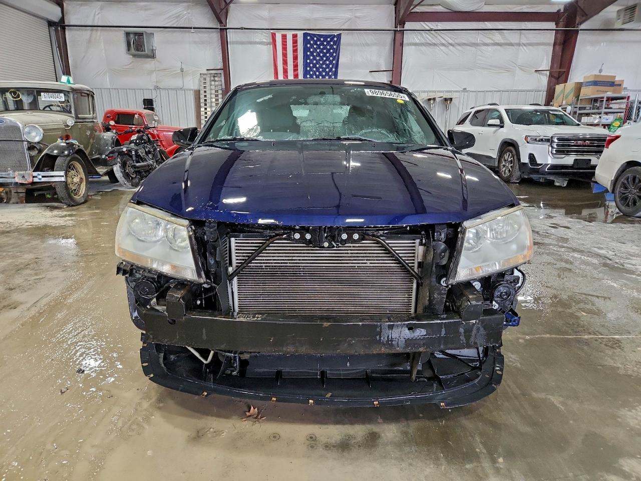 2014 DODGE Avenger