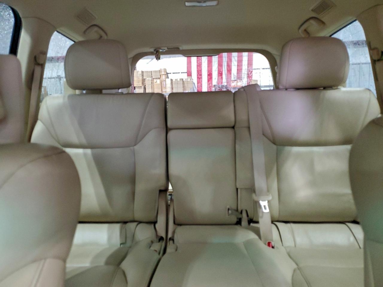 2013 LEXUS LX 570