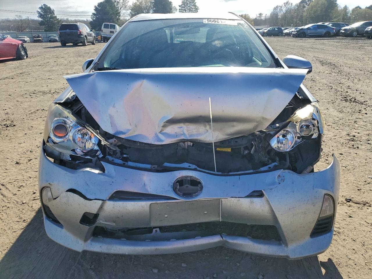 2012 TOYOTA Prius c