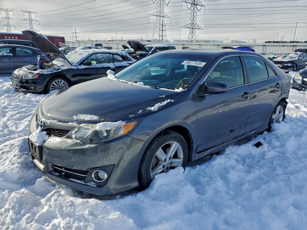 2014 TOYOTA CAMRY